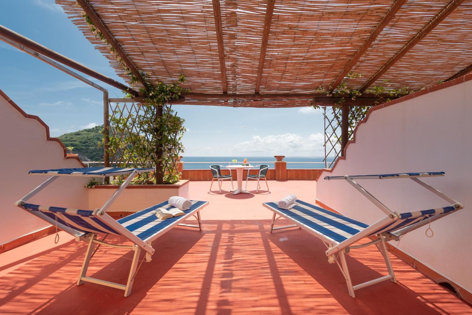 Hotel Villa Sirena Sant'Angelo  Esterno foto