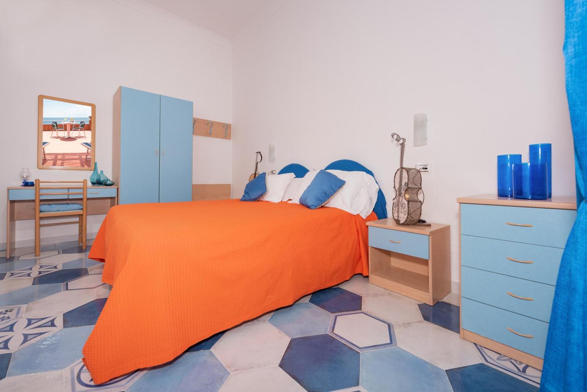 Hotel Villa Sirena Sant'Angelo  Esterno foto