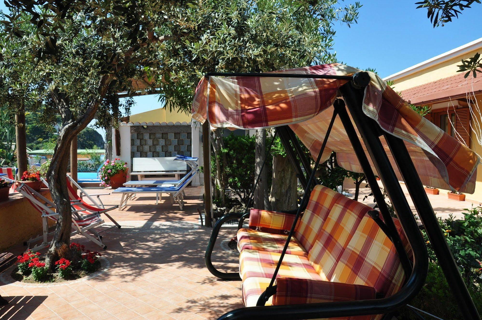 Hotel Villa Sirena Sant'Angelo  Esterno foto
